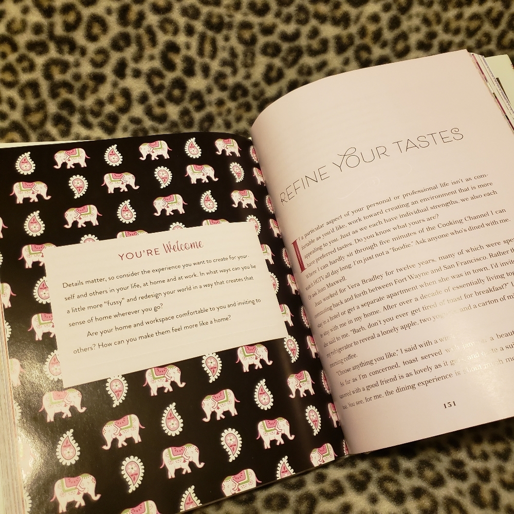 2017 Vera Bradley "A Colorful Way of Living" Vera Bradley Hardcover Book, New - Picture 8 of 15